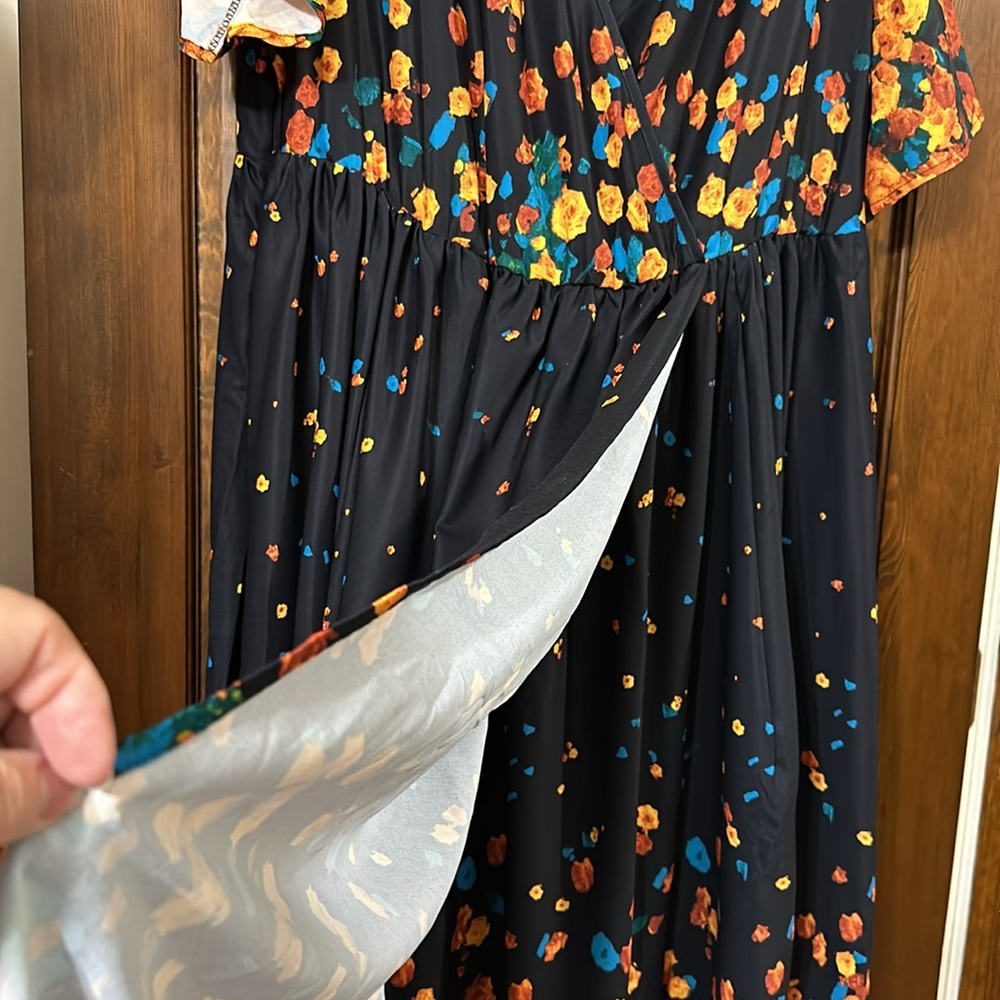Bloomchic Black Floral Maxi Dress 22/24 - Picture 3 of 8